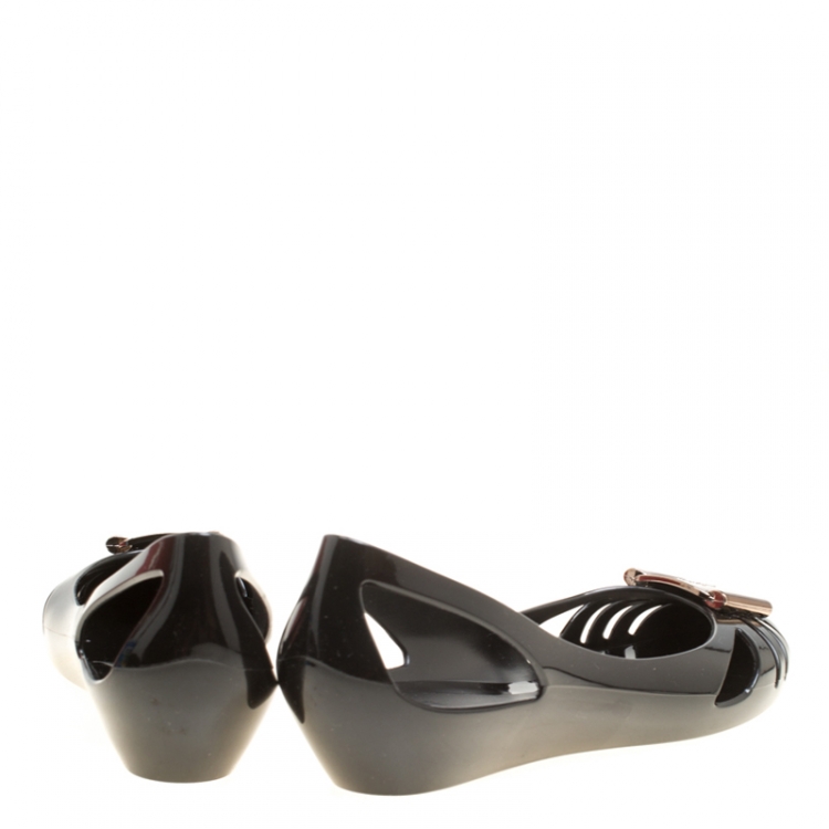 Pre Owned Salvatore Ferragamo Black Jelly Bermuda Flats Size 40.5