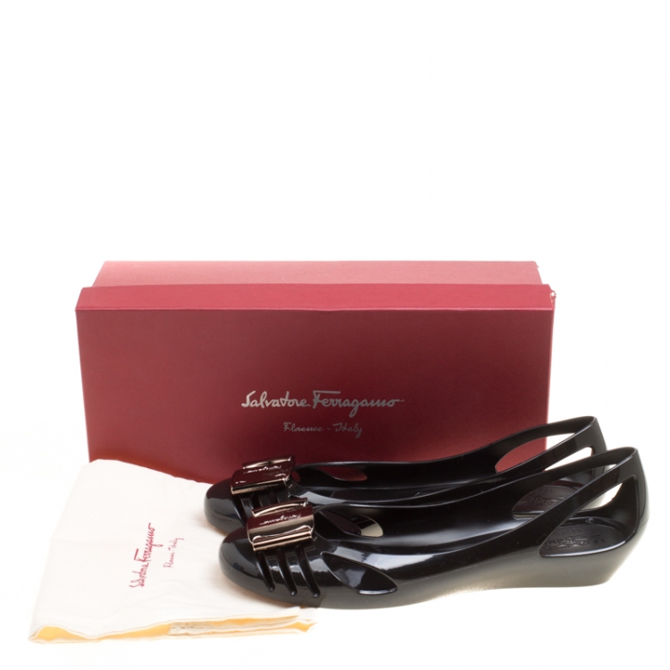 Pre Owned Salvatore Ferragamo Black Jelly Bermuda Flats Size 40.5