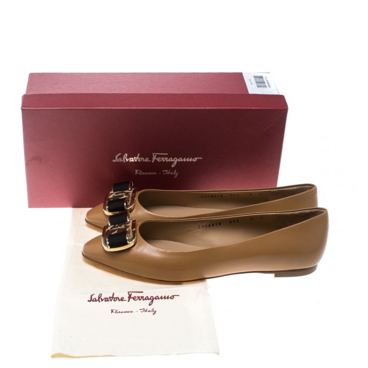 Pre Owned Salvatore Ferragamo Beige Leather Lola Ballet Flats Size 39.5