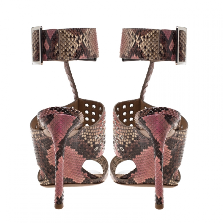 Pre Owned Salvatore Ferragamo Multicolor Python Leather Eyelet Embellished T-Strap Ankle Cuff Sandals Size 39.5