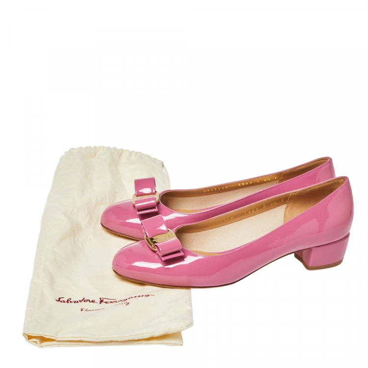 Pre Owned Salvatore Ferragamo Pink Patent Leather Vara Bow Flats Size 37