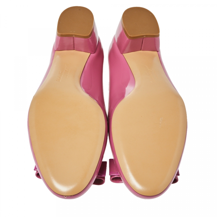 Pre Owned Salvatore Ferragamo Pink Patent Leather Vara Bow Flats Size 37
