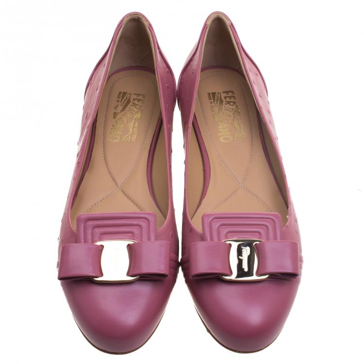 Pre Owned Salvatore Ferragamo Pink Ostrich Embossed Leather Lulu Ballet Flats Size 39.5