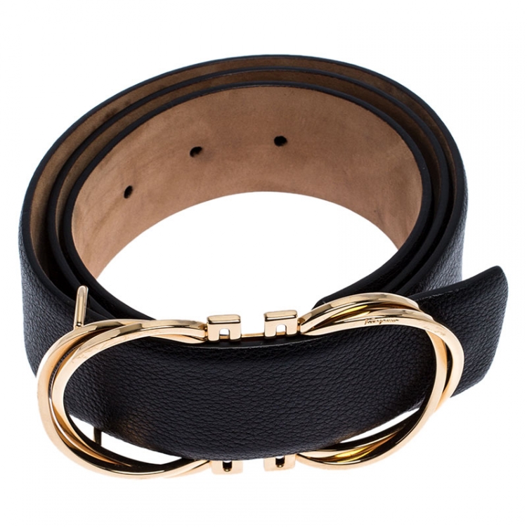 Pre Owned Salvatore Ferragamo Black Leather Gancio Belt 85CM