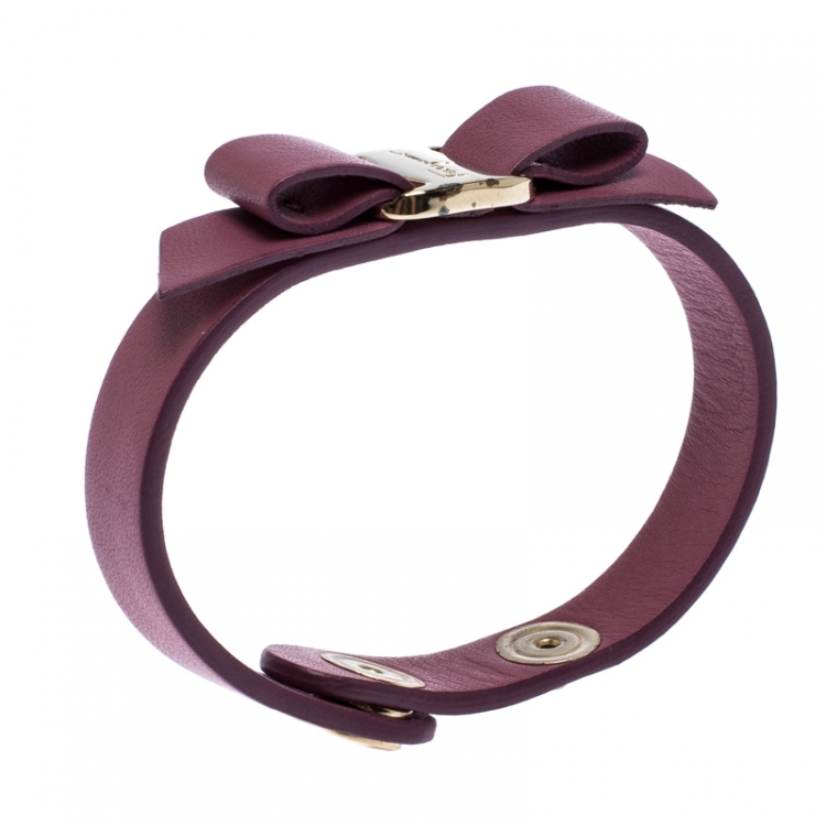 Pre Owned Salvatore Ferragamo Vara Bow Purple Leather Gold Tone Bracelet