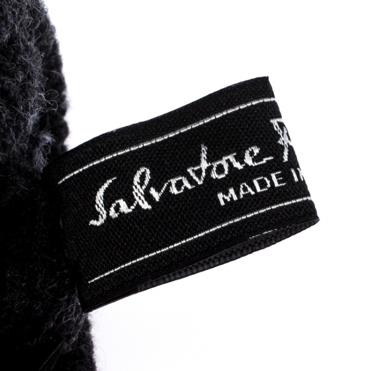 Pre Owned Salvatore Ferragamo Black/Dark Grey Leather and Fabric Cincilla Gloves
