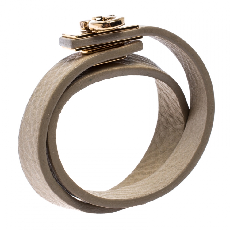 Pre Owned Salvatore Ferragamo Gancini Beige Leather Gold Tone Double Wrap Bracelet 