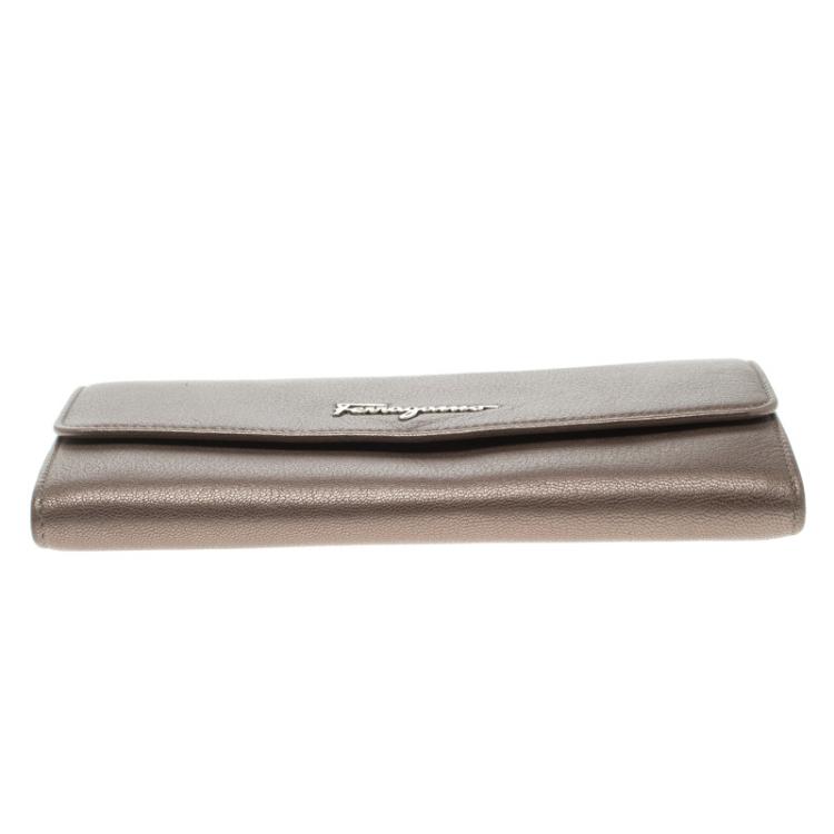 Pre Owned Salvatore Ferragamo Metallic Beige Leather Continental Wallet