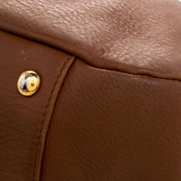 مملوكة مسبقًا Salvatore Ferragamo Brown Leather Tote