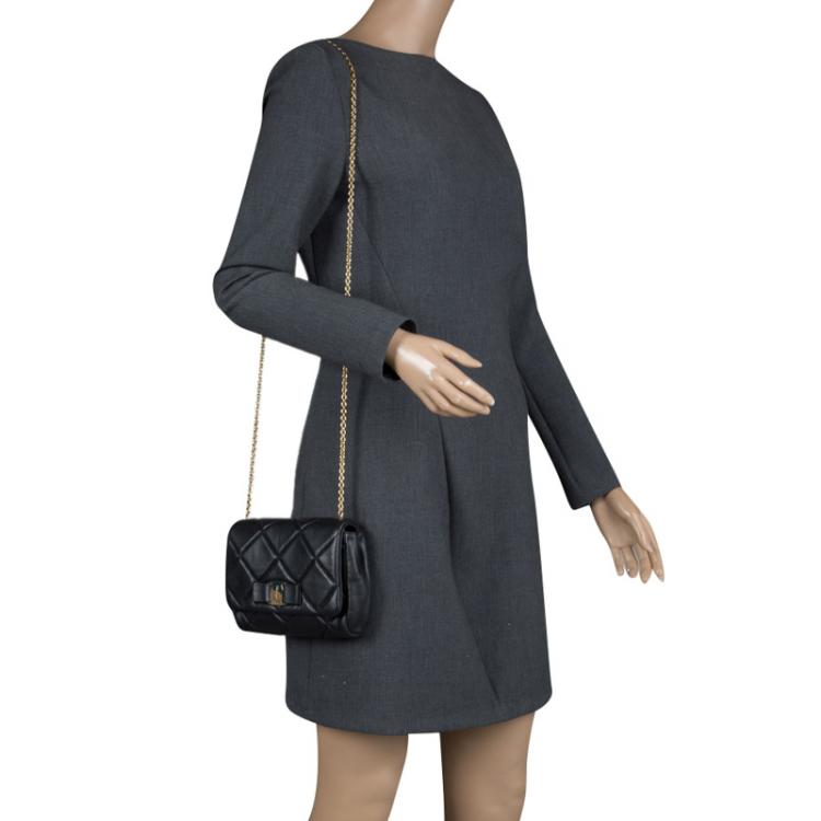 Pre Owned Salvatore Ferragamo Black Quilted Leather Miss Vara Shoulder Bag