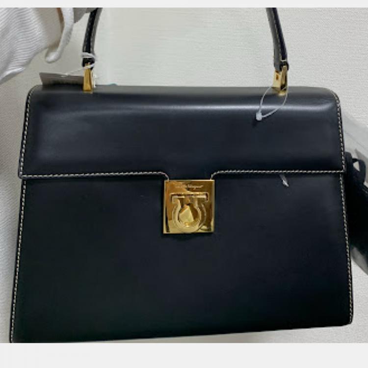 Pre Owned Salvatore Ferragamo Black Gancini Leather Handle Bag