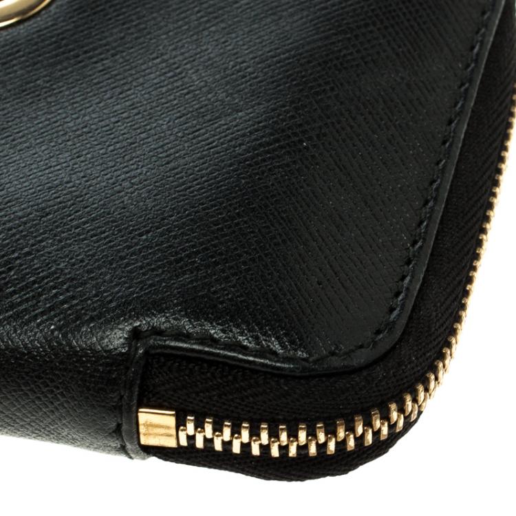 Pre Owned Salvatore Ferragamo Black Leather Double Gancio Zip Around Wallet 