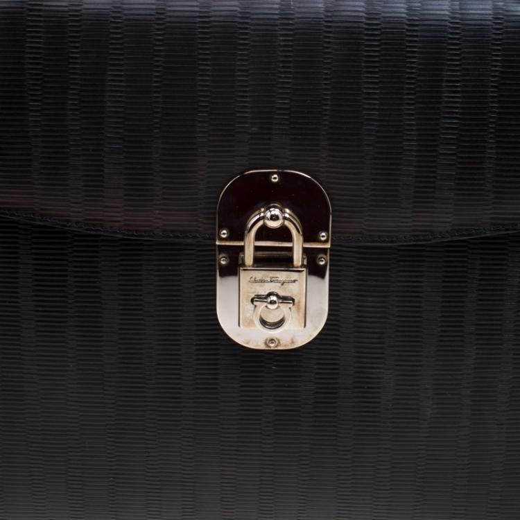 مملوكة مسبقًا Salvatore Ferragamo Black Embossed Leather Top Handle Bag