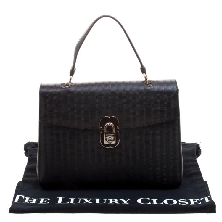 مملوكة مسبقًا Salvatore Ferragamo Black Embossed Leather Top Handle Bag