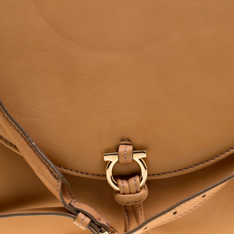 Pre Owned Salvatore Ferragamo Brown Soft Leather Shoulder Bag