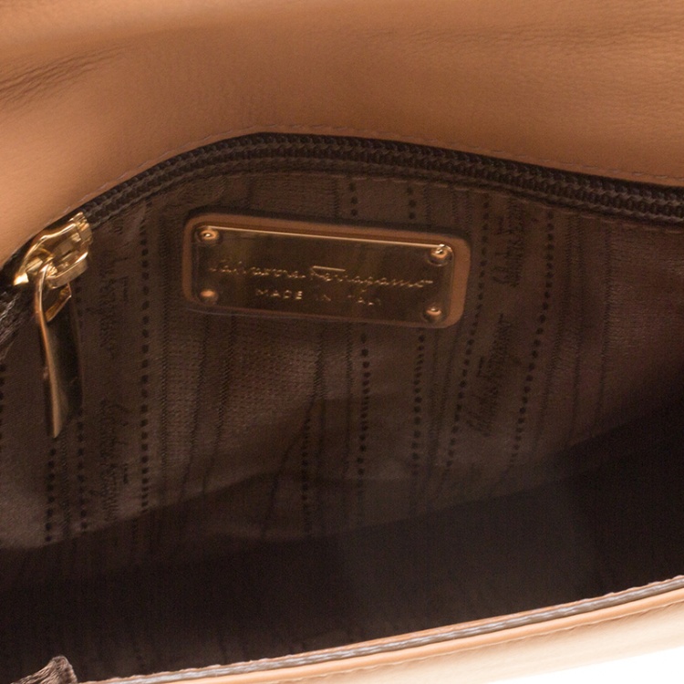 Pre Owned Salvatore Ferragamo Brown Soft Leather Shoulder Bag