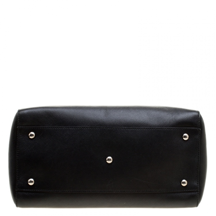 Pre Owned Salvatore Ferragamo Black Leather Batik Tote