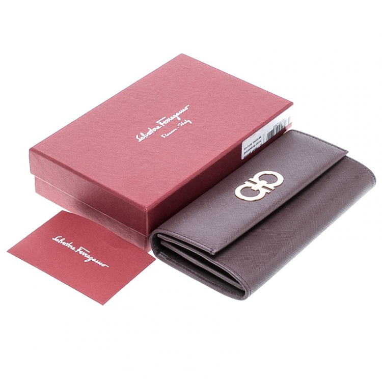 مملوكة مسبقًا Salvatore Ferragamo Dark Brown Leather Continental Wallet
