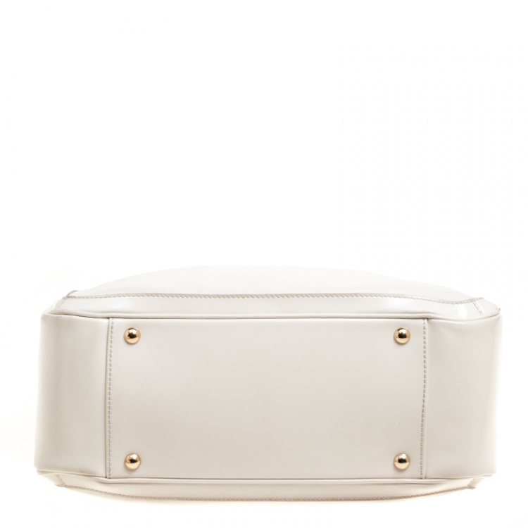 Pre Owned Salvatore Ferragamo Cream Leather Betulla Tote