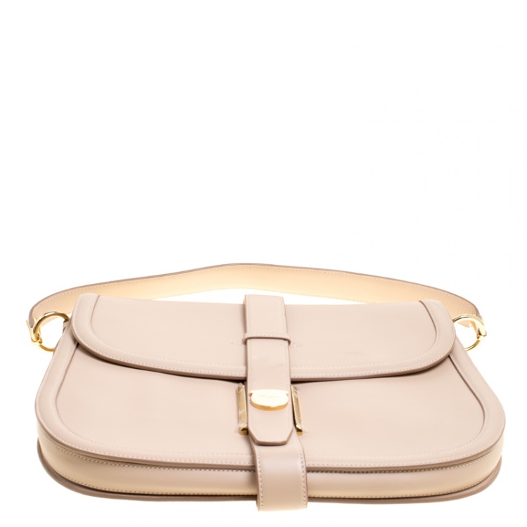 مملوكة مسبقًا Salvatore Ferragamo Beige Leather Elly Shoulder Bag