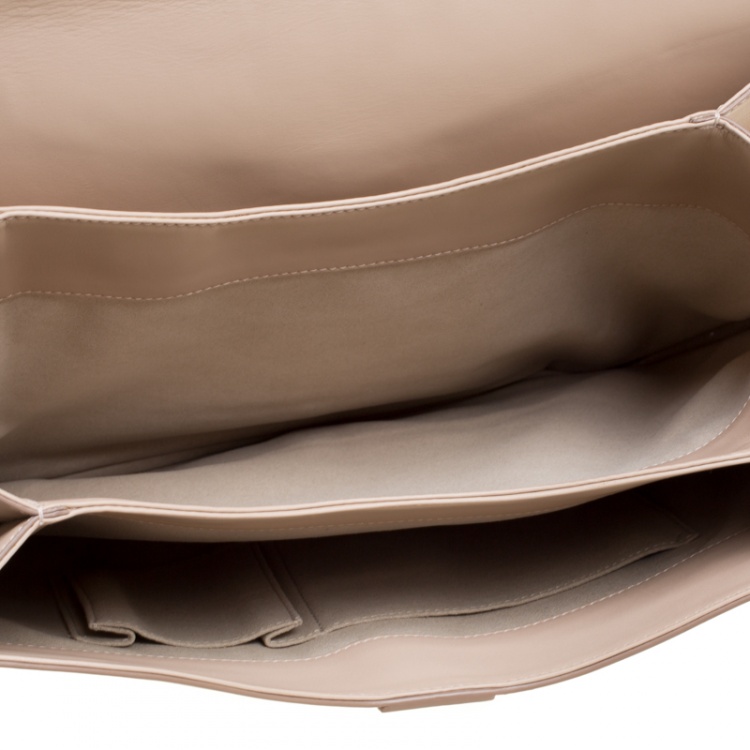 مملوكة مسبقًا Salvatore Ferragamo Beige Leather Elly Shoulder Bag