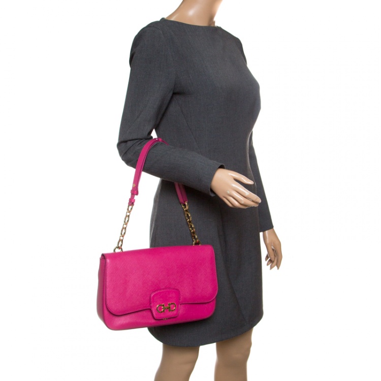 مملوكة مسبقًا Salvatore Ferragamo Hot Pink Leather Bree Shoulder Bag