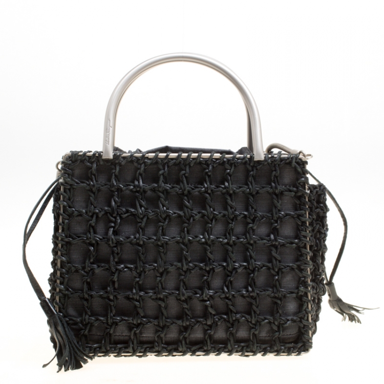 مملوكة مسبقًا Salvatore Ferragamo Black Woven Leather Top Handle Shoulder Bag