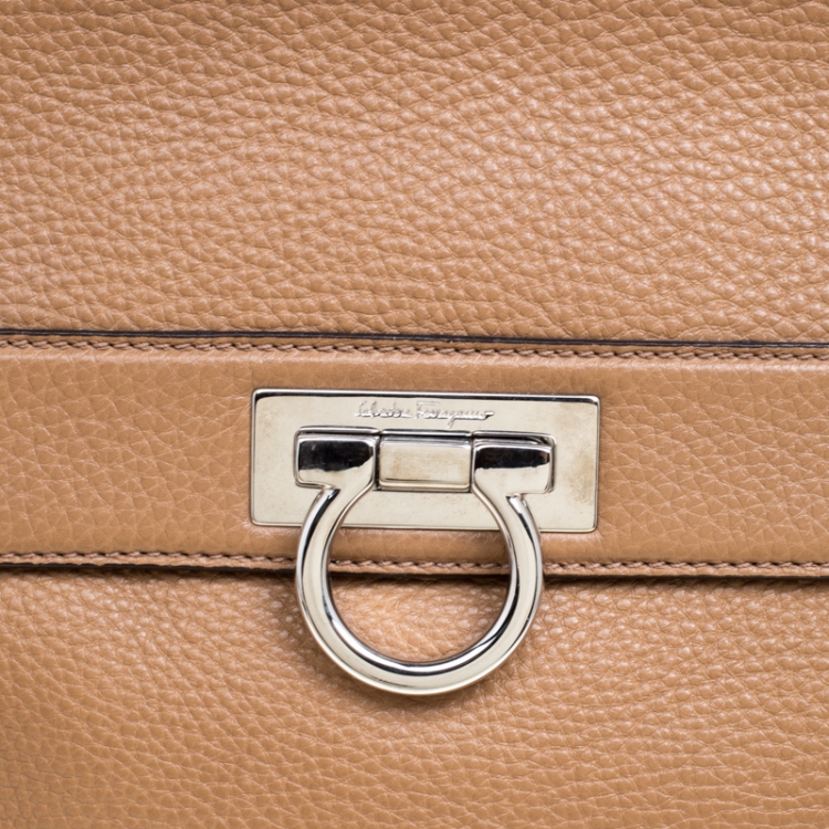 Pre Owned Salvatore Ferragamo Light Brown Leather Sofia Satchel