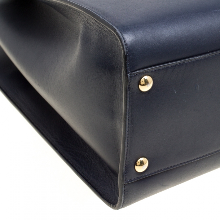 مملوكة مسبقًا Salvatore Ferragamo Navy Blue Leather Marlene Tote