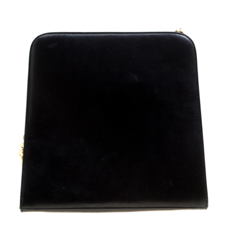 Pre Owned Salvatore Ferragamo Black Leather Shoulder Bag