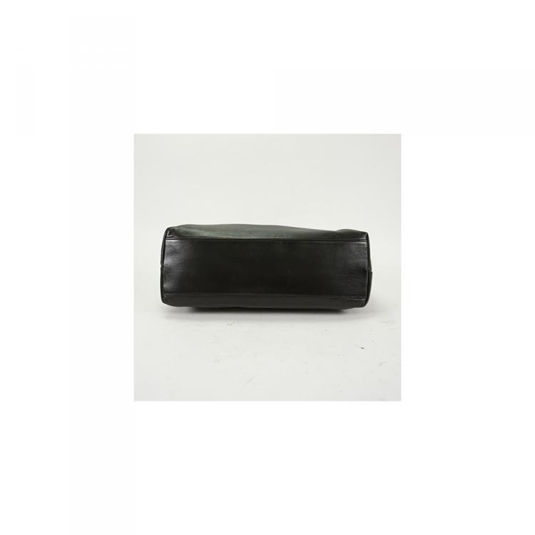 مملوكة مسبقًا Salvatore Ferragamo Black Leather Chain Shoulder Bag