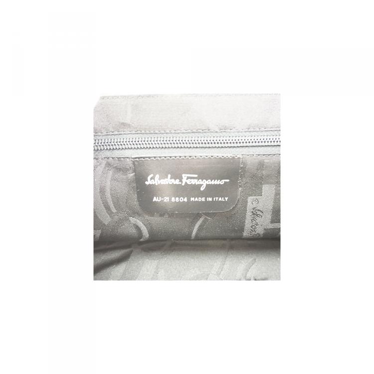 مملوكة مسبقًا Salvatore Ferragamo Black Leather Chain Shoulder Bag