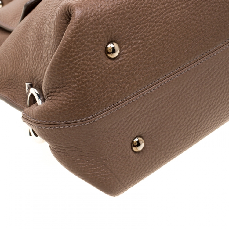 مملوكة مسبقًا Salvatore Ferragamo Beige Leather Medium Sofia Satchel