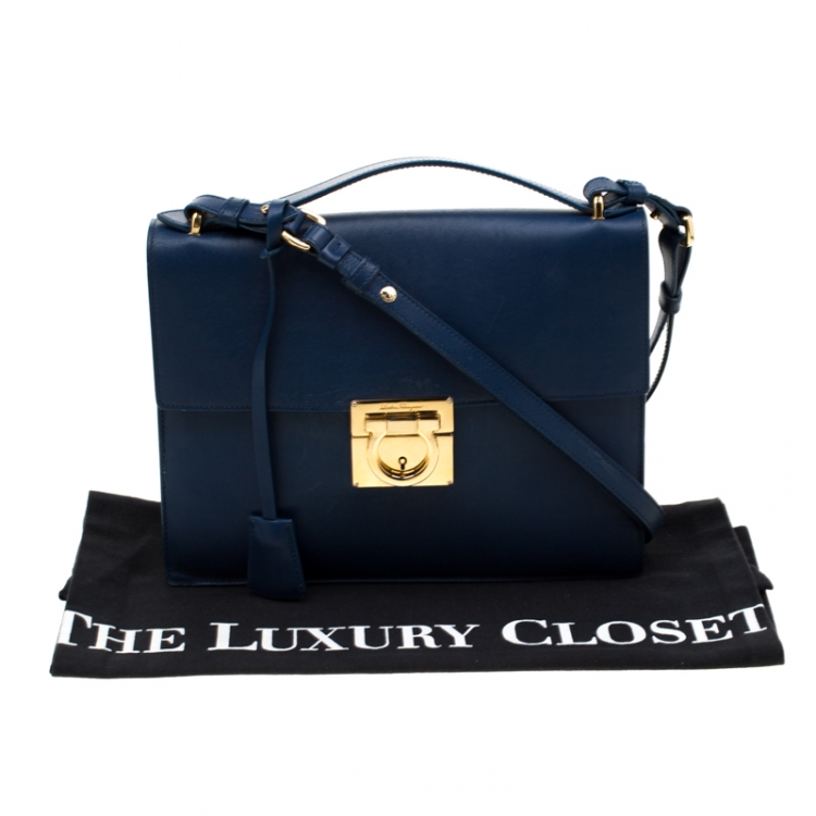 Pre Owned Salvatore Ferragamo Blue Leather Gancio Lock Shoulder Bag