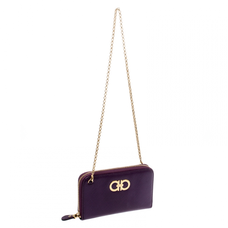 مملوكة مسبقًا Salvatore Ferragamo Purple Leather Zip Around Chain Wallet