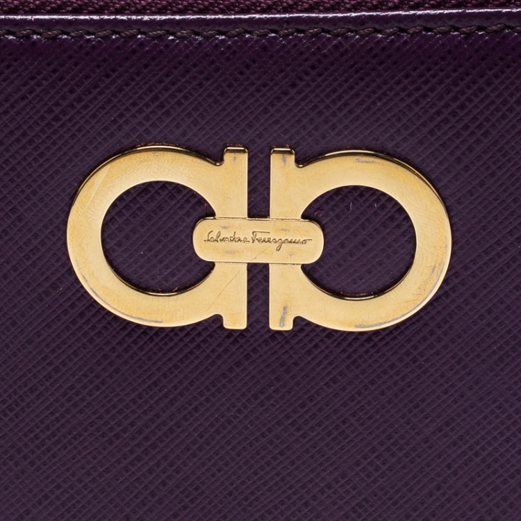 مملوكة مسبقًا Salvatore Ferragamo Purple Leather Zip Around Chain Wallet