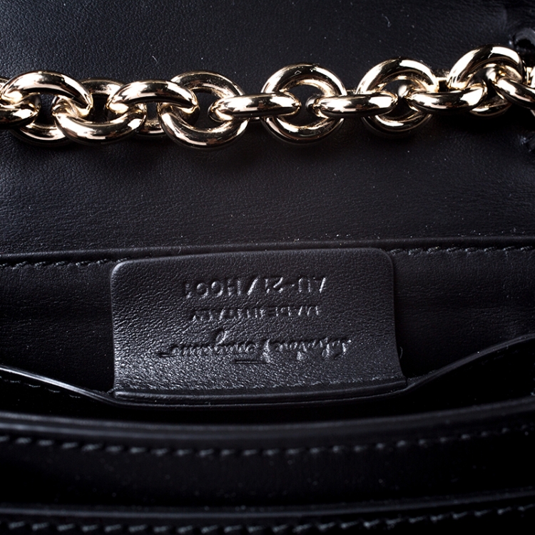Pre Owned Salvatore Ferragamo Black Patent Leather Sabine Crossbody Bag