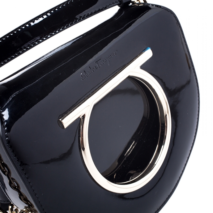 Pre Owned Salvatore Ferragamo Black Patent Leather Sabine Crossbody Bag