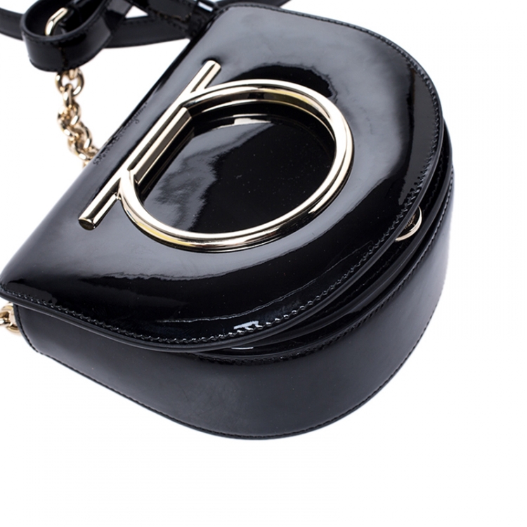 Pre Owned Salvatore Ferragamo Black Patent Leather Sabine Crossbody Bag