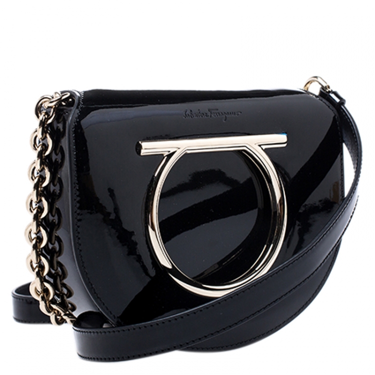 Pre Owned Salvatore Ferragamo Black Patent Leather Sabine Crossbody Bag