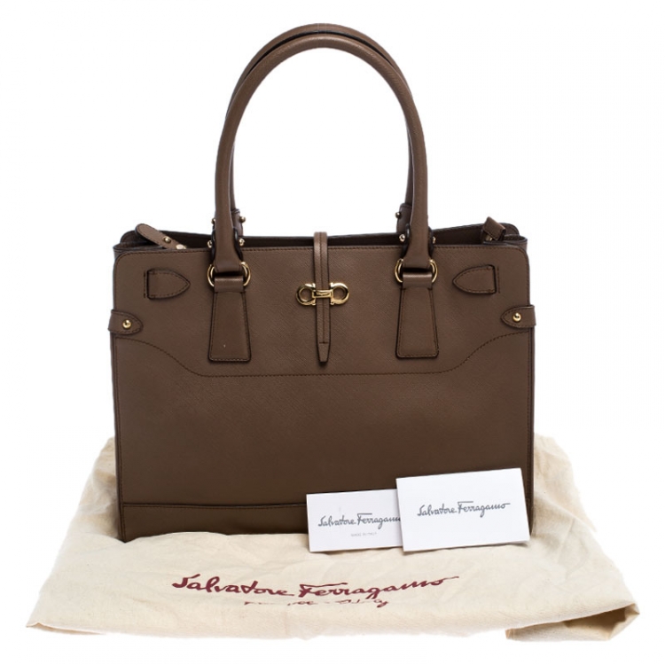 مملوكة مسبقًا Salvatore Ferragamo Brown Leather Medium Briana Tote