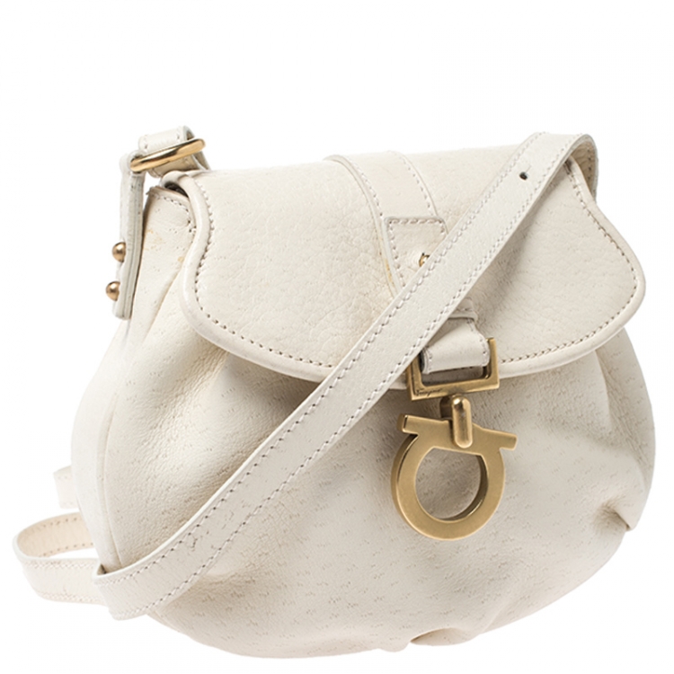 Pre Owned Salvatore Ferragamo Off White Leather Gancio Flap Crossbody Bag