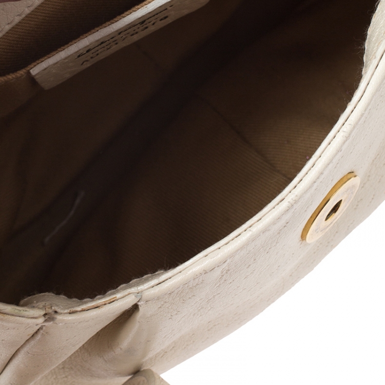 Pre Owned Salvatore Ferragamo Off White Leather Gancio Flap Crossbody Bag