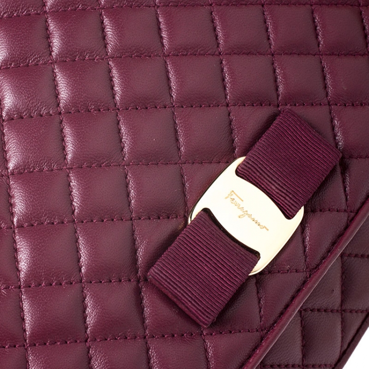 Pre Owned Salvatore Ferragamo Burgundy Micro Quilted Vara Chain Shoulder Bag