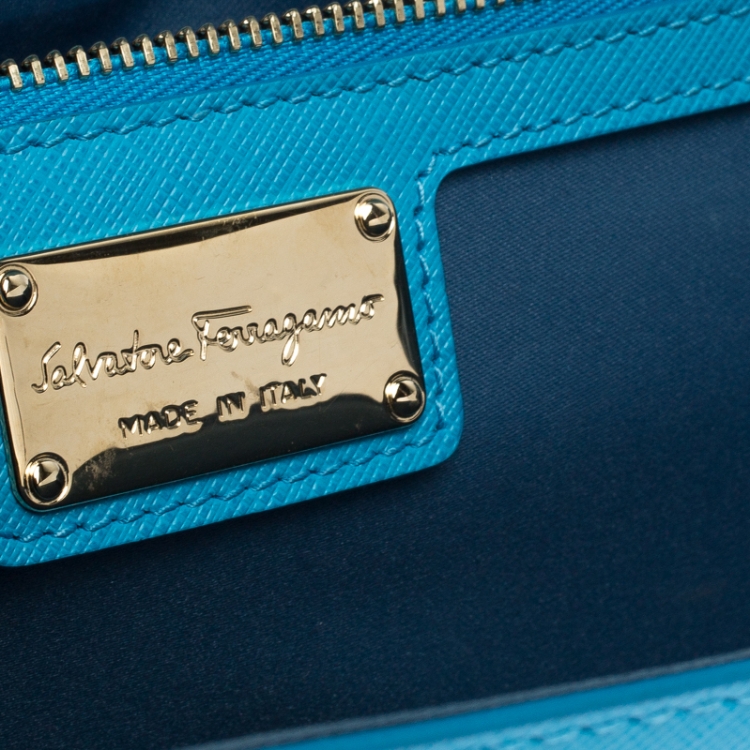 Pre Owned Salvatore Ferragamo Light Blue Leather Ginny Shoulder Bag