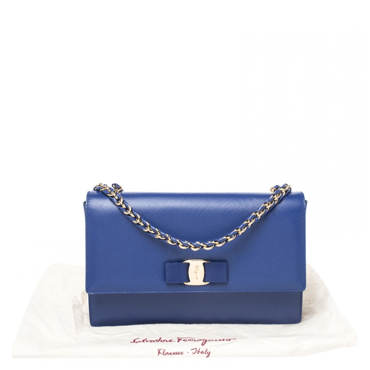 مملوكة مسبقًا Salvatore Ferragamo Electric Blue Leather Ginny Shoulder Bag