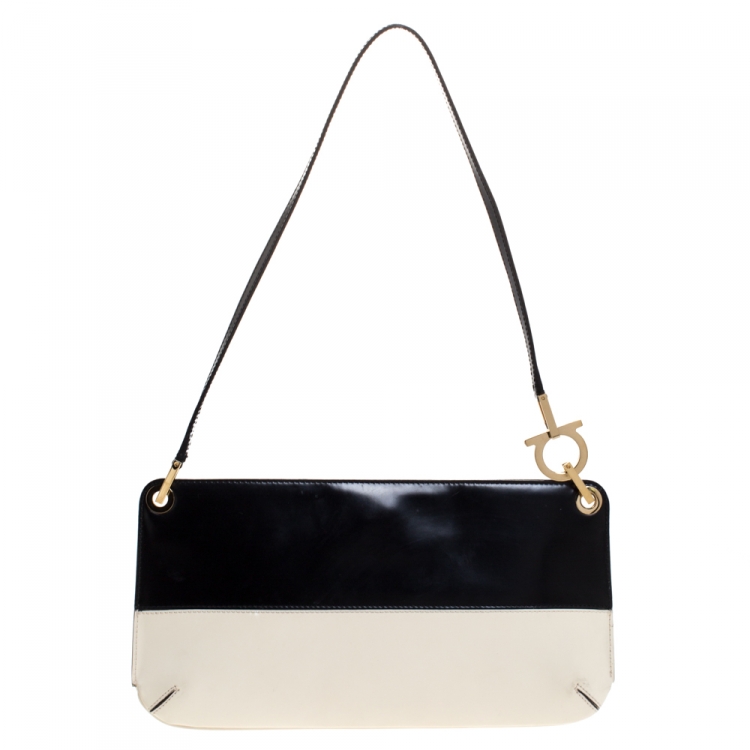 Pre Owned Salvatore Ferragamo Black/Cream Patent Leather Shoulder Bag