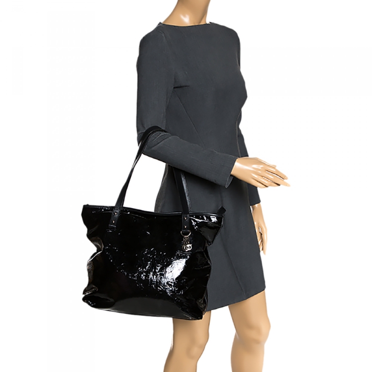 Pre Owned Salvatore Ferragamo Black Patent Leather Shopper Tote