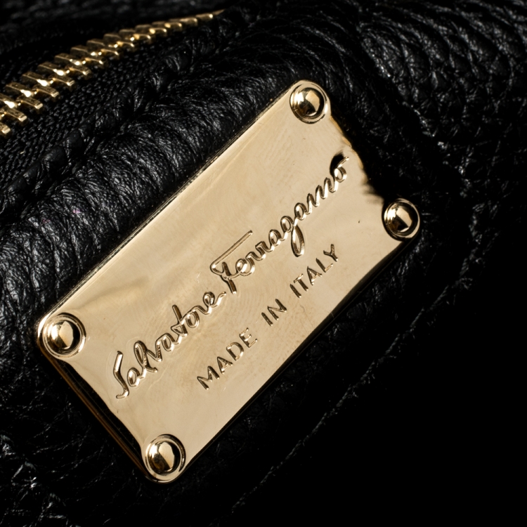 Pre Owned Salvatore Ferragamo Black Pebbled Leather Medium Amy Tote Bag