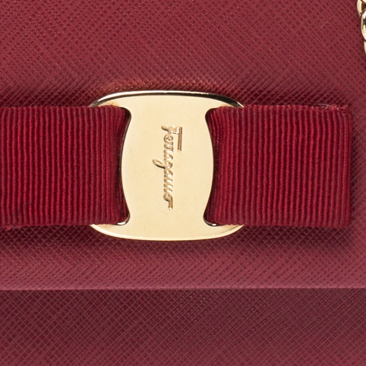 Pre Owned Salvatore Ferragamo Red Leather Bow Flap Chain Shoulder Bag